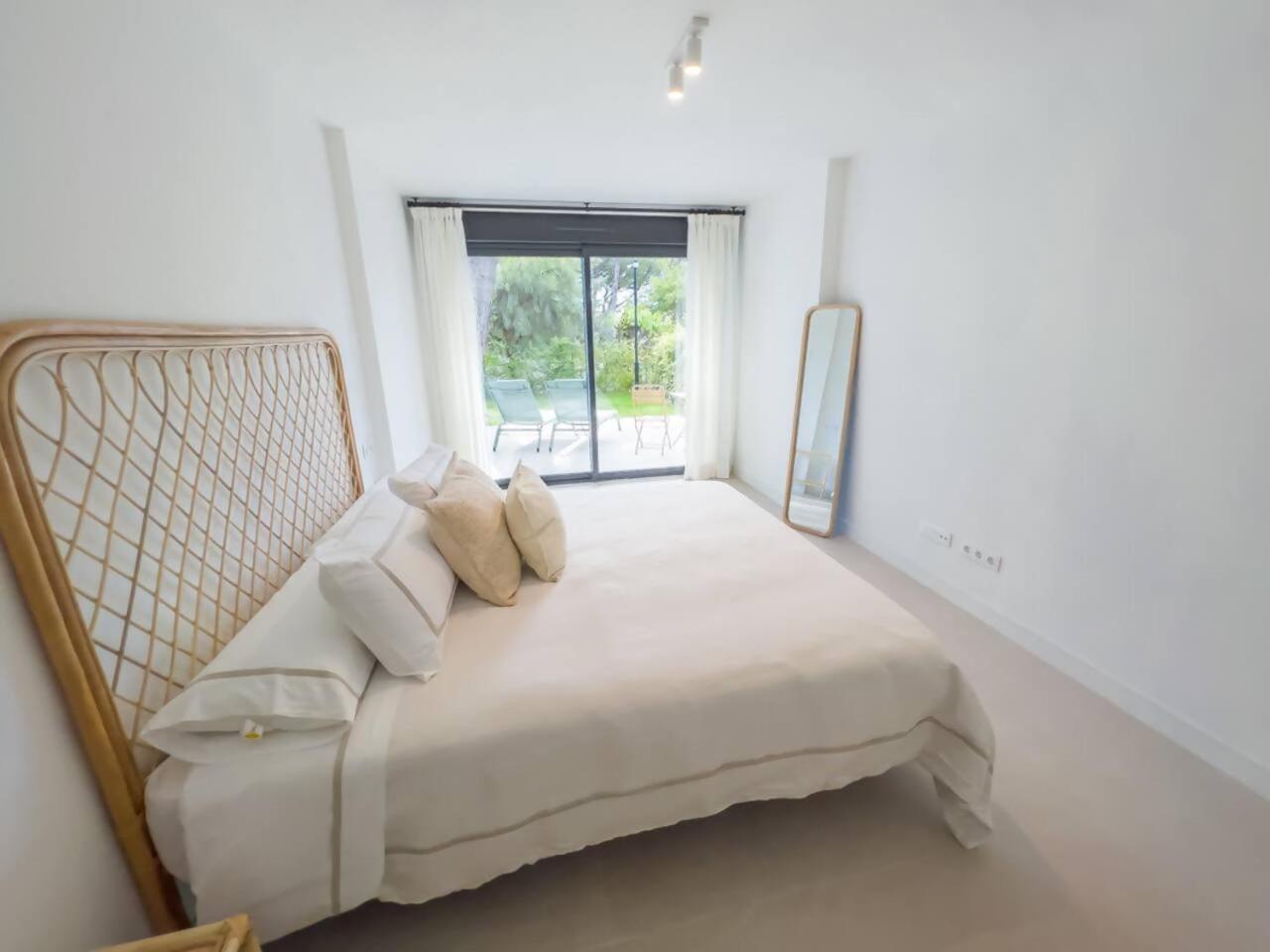 Bajo Con Jardin En La Milla De Oro Daire Marbella Dış mekan fotoğraf