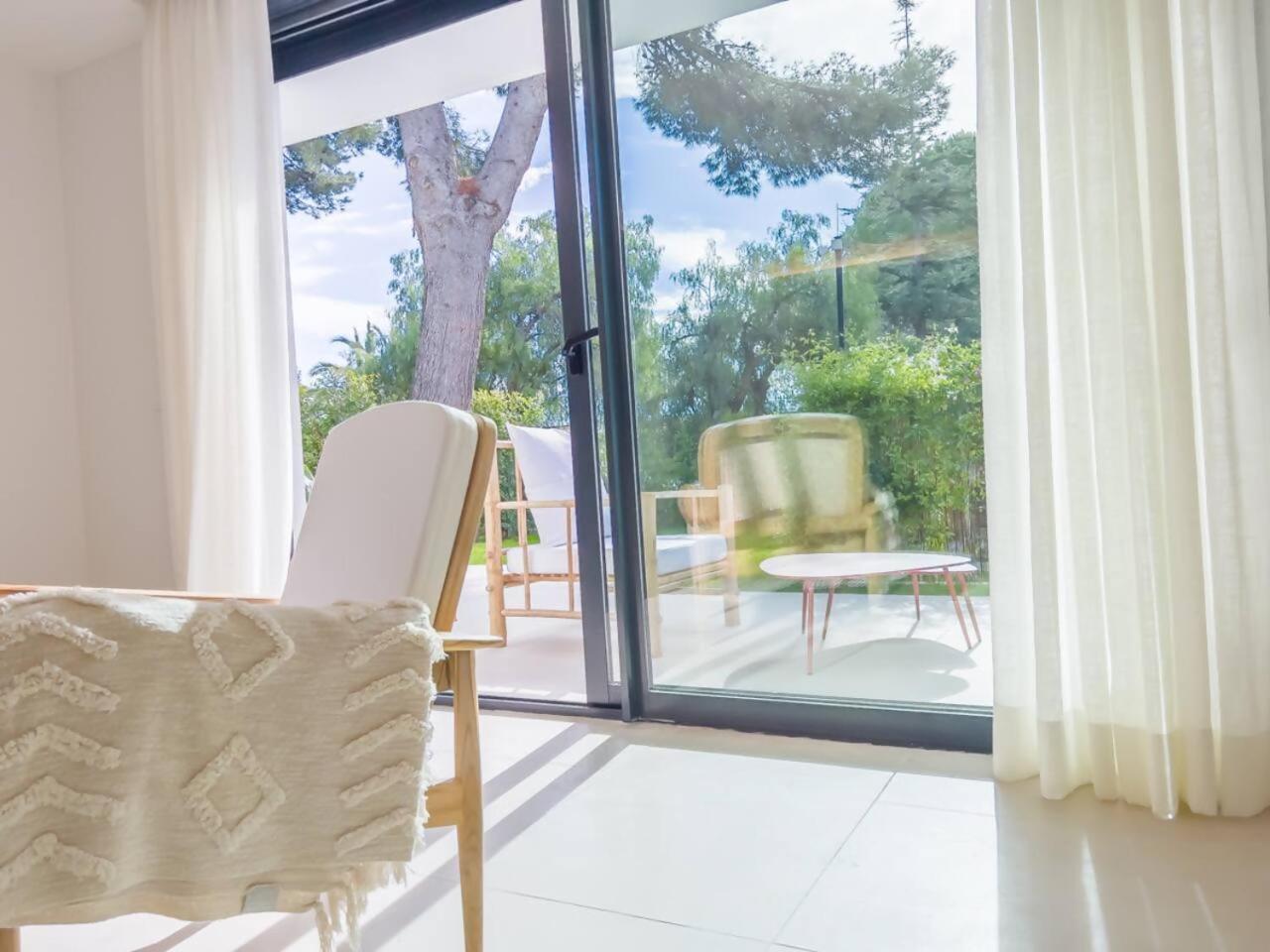 Bajo Con Jardin En La Milla De Oro Daire Marbella Dış mekan fotoğraf