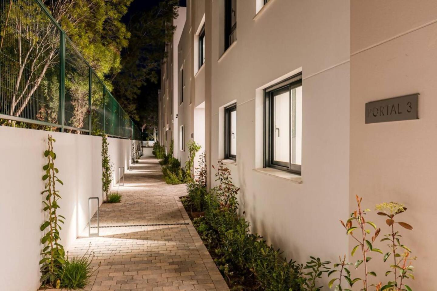Bajo Con Jardin En La Milla De Oro Daire Marbella Dış mekan fotoğraf